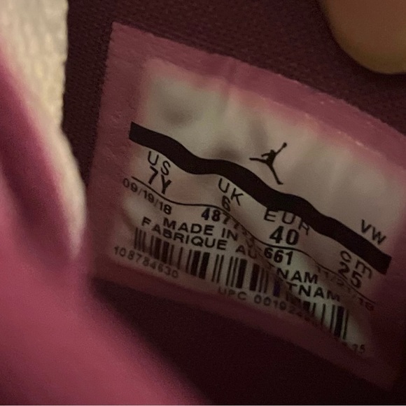 Jordan 4 Retro True Berries - Picture 7 of 7